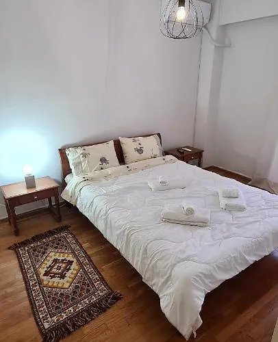 A Peaceful Apartment In Athens